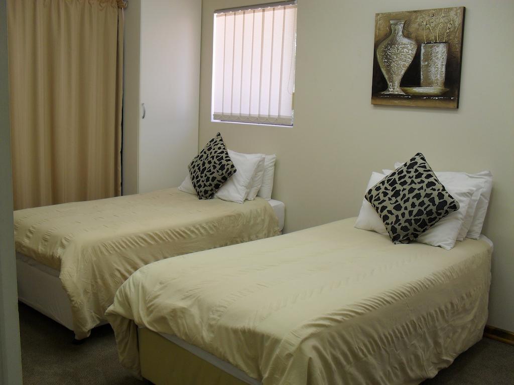 8 Royal Palm B&B Umhlanga Rocks Kamer foto