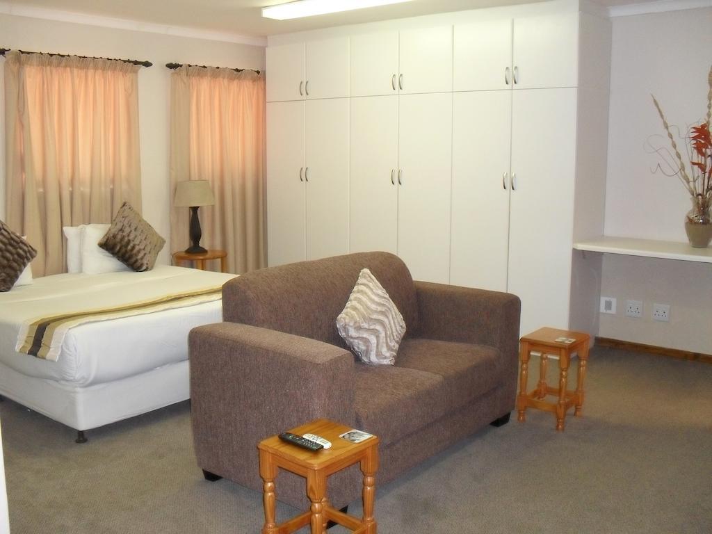 8 Royal Palm B&B Umhlanga Rocks Kamer foto