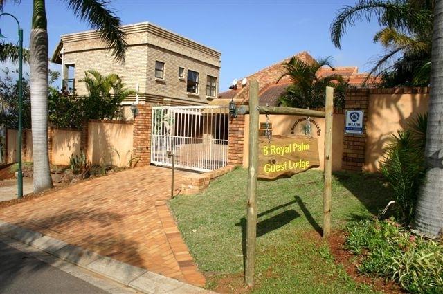 8 Royal Palm B&B Umhlanga Rocks Buitenkant foto