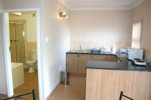 8 Royal Palm B&B Umhlanga Rocks Buitenkant foto