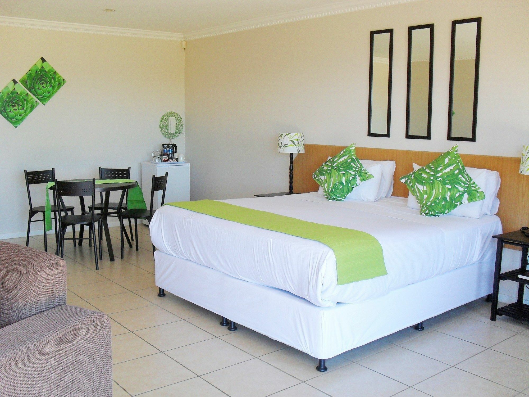 8 Royal Palm B&B Umhlanga Rocks Buitenkant foto