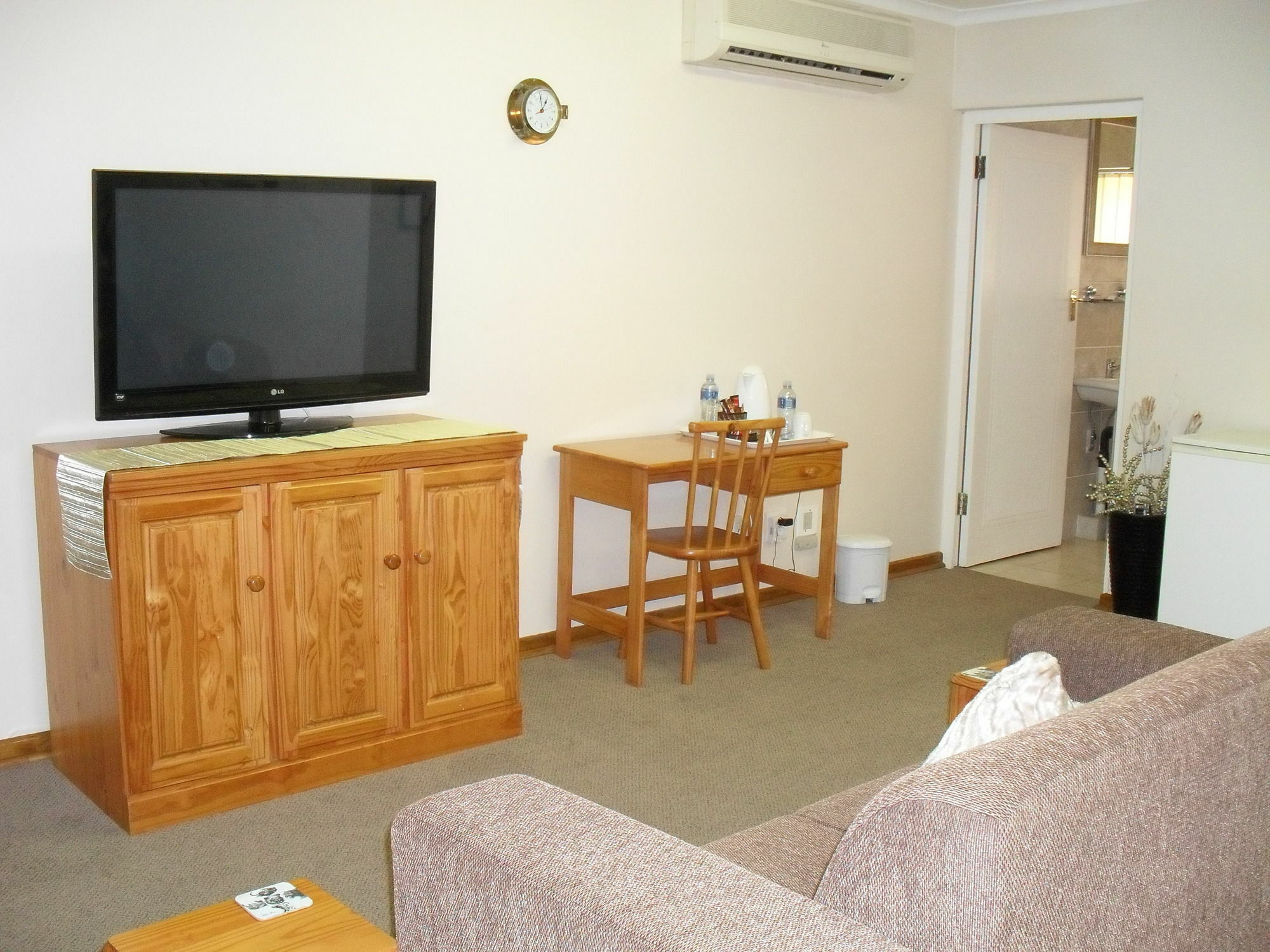 8 Royal Palm B&B Umhlanga Rocks Buitenkant foto
